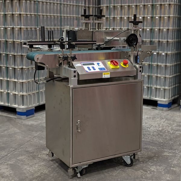 Huvudbild ELF-50 Wrap Around Labelling Machine